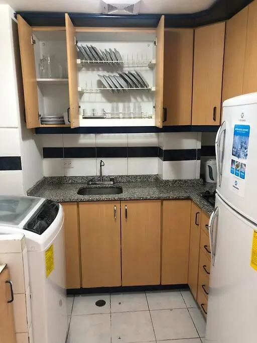 Apartamento Pequeno Y Acogedor Muy Bien Ubicado. Quito